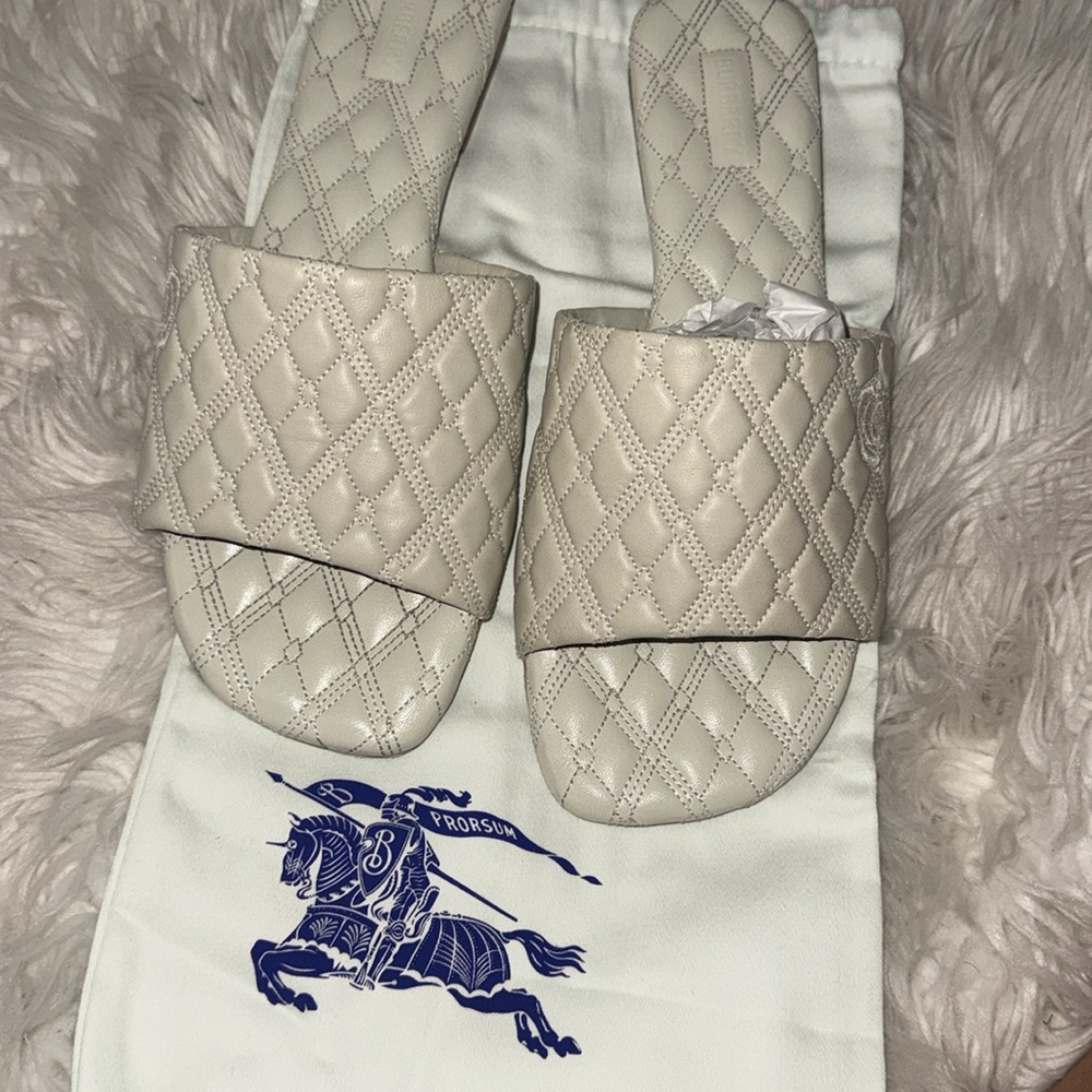 Burberry Quilt Sandal  *Like New